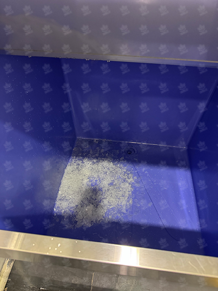 鳞片冰